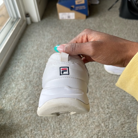 Fila Disarray White Chunky Sneaker - Picture 11 of 16